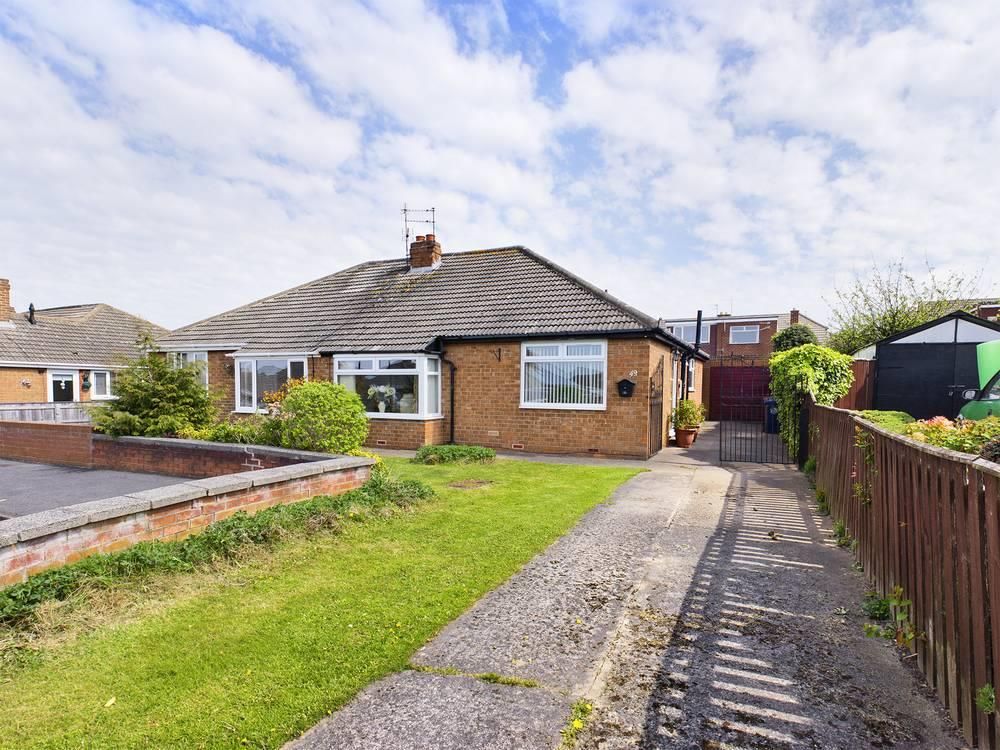 2 bed semi-detached bungalow for sale in Whitby Avenue, Eston, Middlesbrough TS6, £139,999