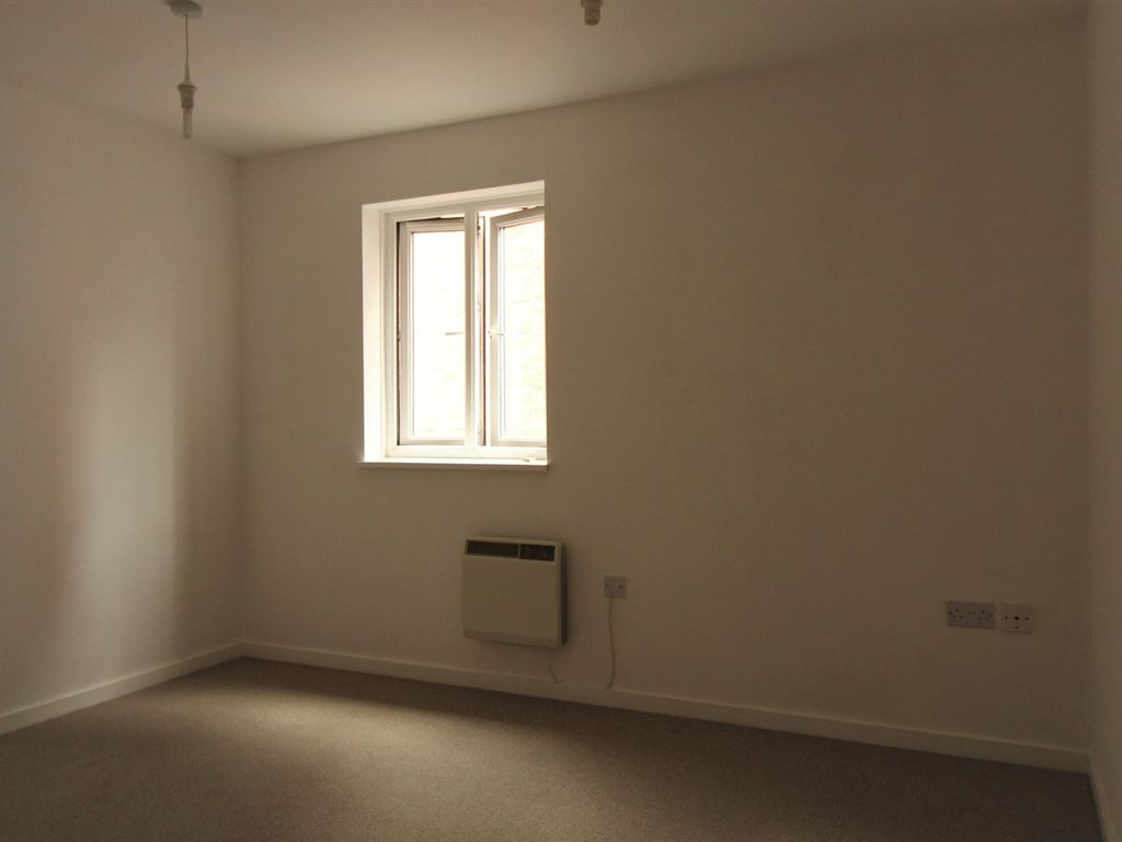 1 bed flat for sale in Russell Street, Chester CH3, £60,000