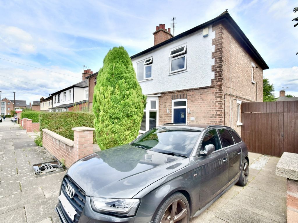 3 bed semi-detached house for sale in Thoresby Street, North Evington, Leicester LE5, £320,000