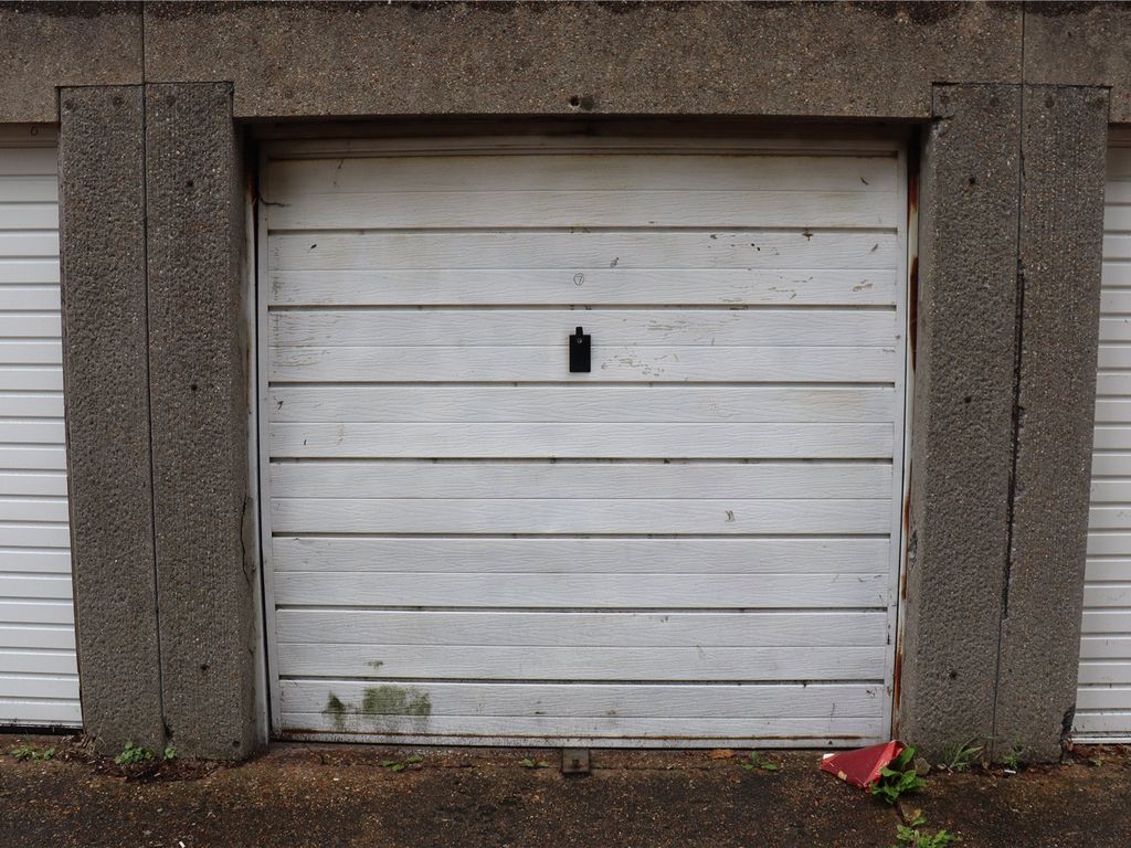 Parking/garage for sale in Great Mistley, Basildon, Essex SS16, £10,000