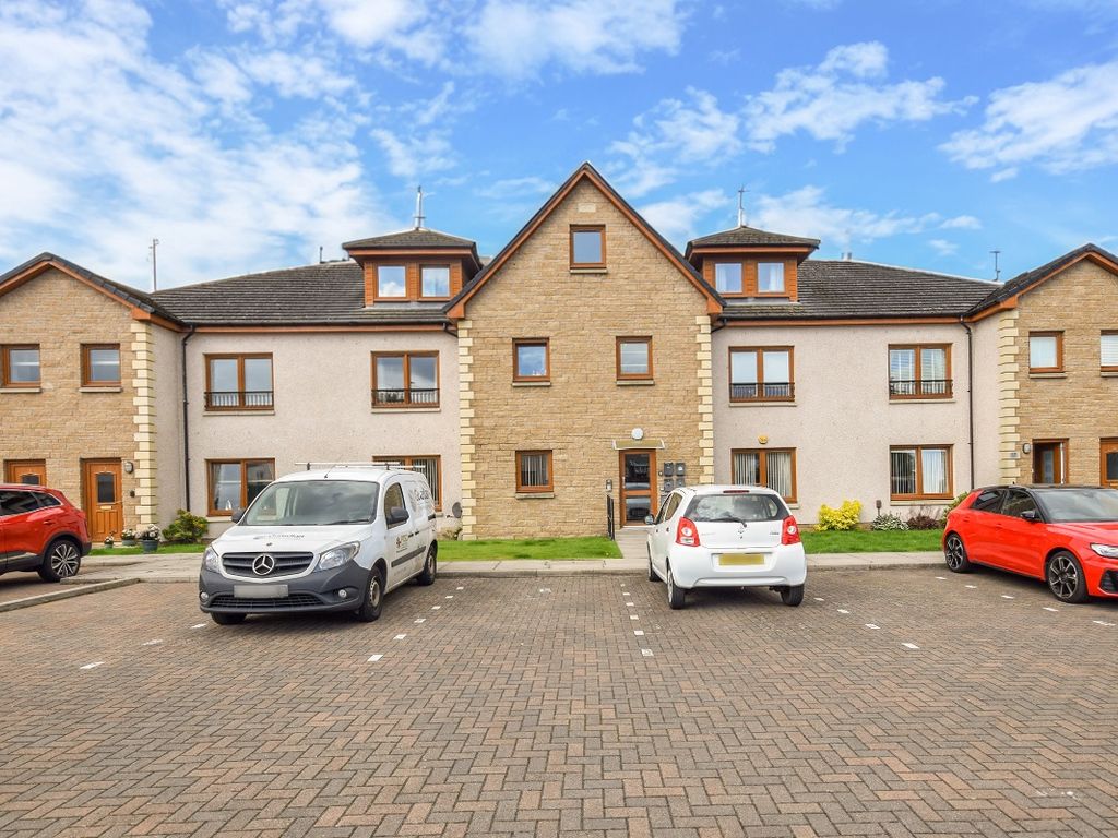 2 bed flat for sale in Broompark Grove, Blantyre, Glasgow G72, £125,000