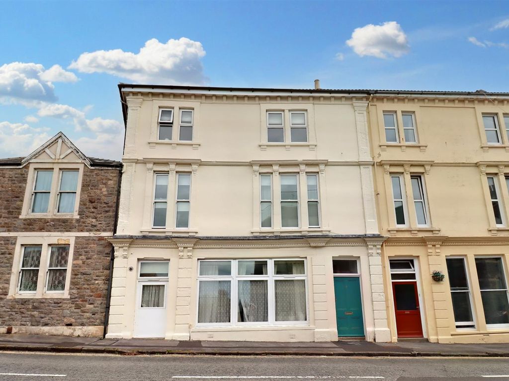 1 bed flat for sale in Marine Parade, Clevedon BS21, £179,950