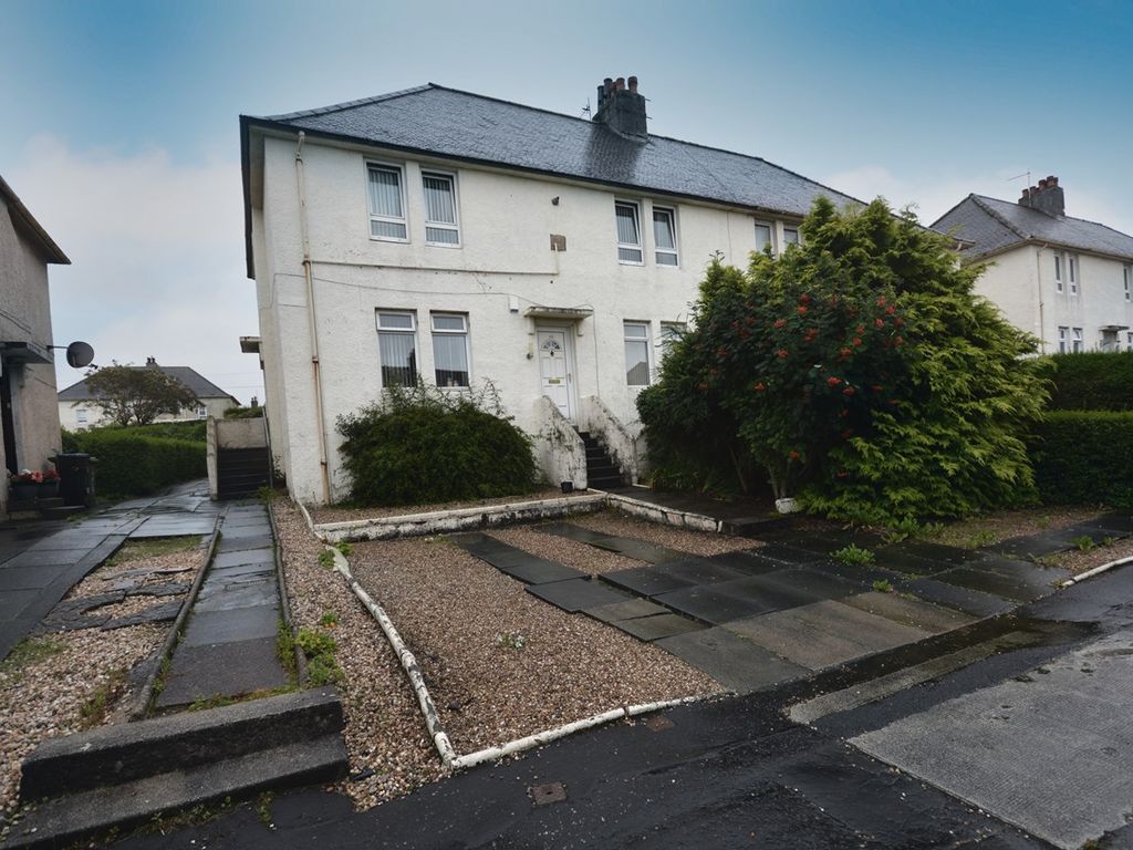 2 bed flat for sale in Waverley Avenue, Kilmarnock KA1, £57,500