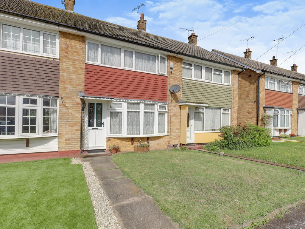 3 bed terraced house for sale in Braxted Close, Rochford SS4, £300,000