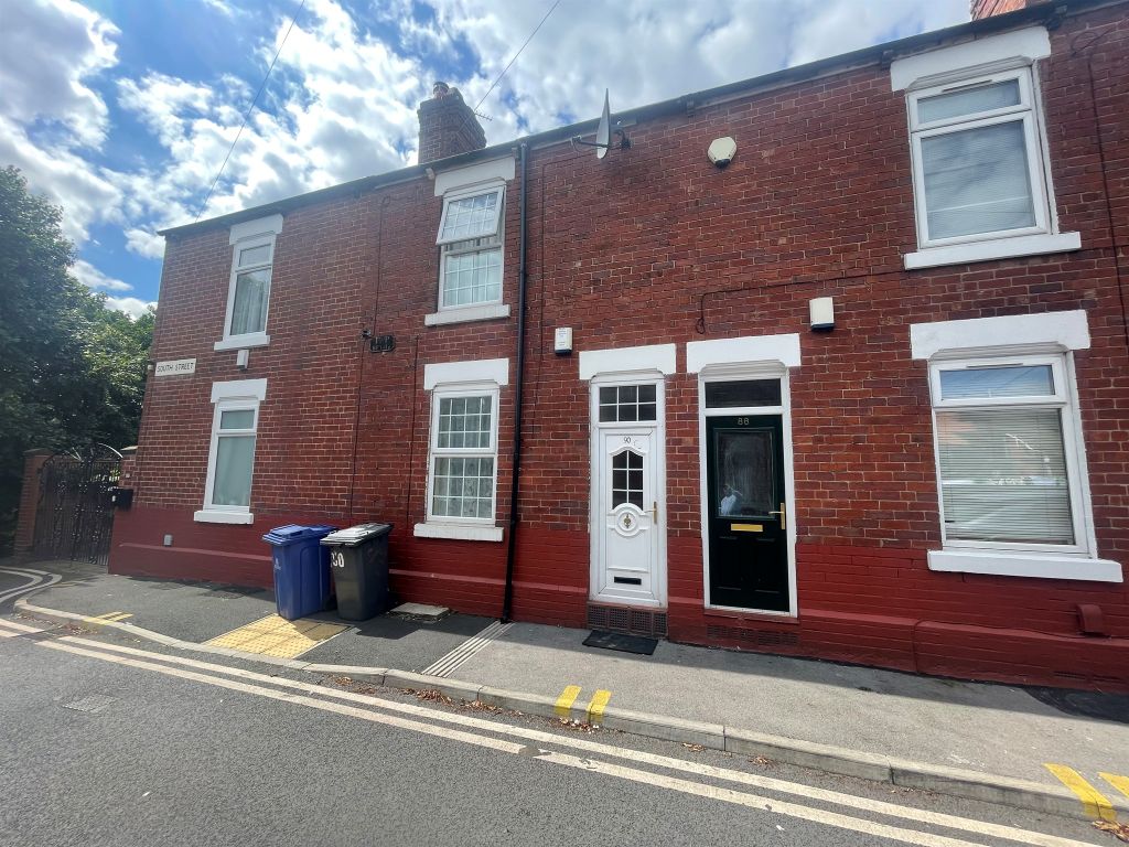 2 bed terraced house for sale in South Street, Hyde Park, Doncaster DN4, £90,000