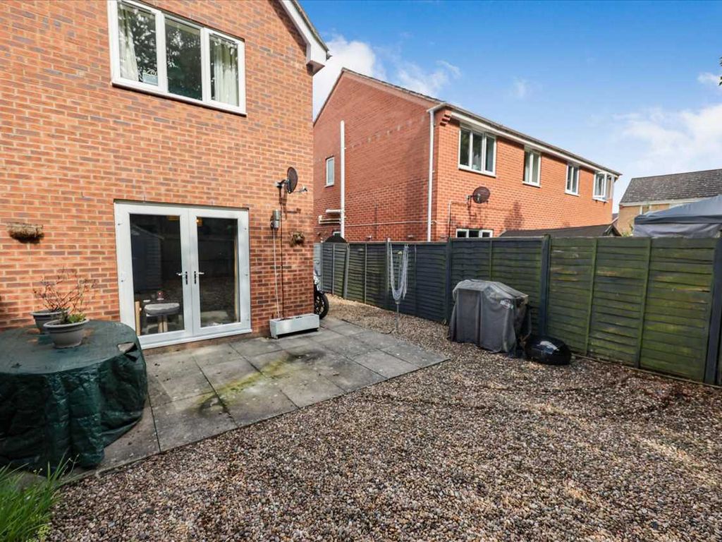 2 bed end terrace house for sale in Wentworth Way, Lincoln LN6, £175,000