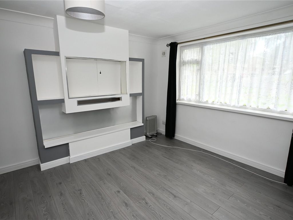 2 bed flat for sale in Abdon Avenue, Bournville Village Trust, Selly Oak, Birmingham B29, £125,000