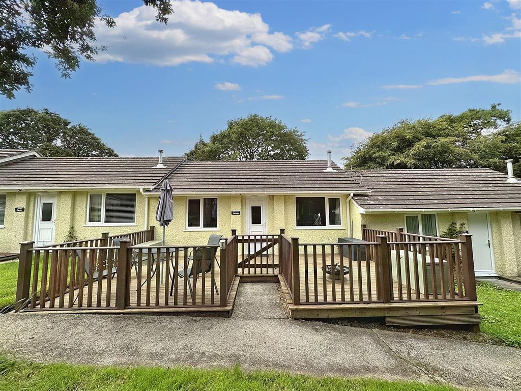 2 bed bungalow for sale in Cury Cross Lanes, Helston TR12, £110,000
