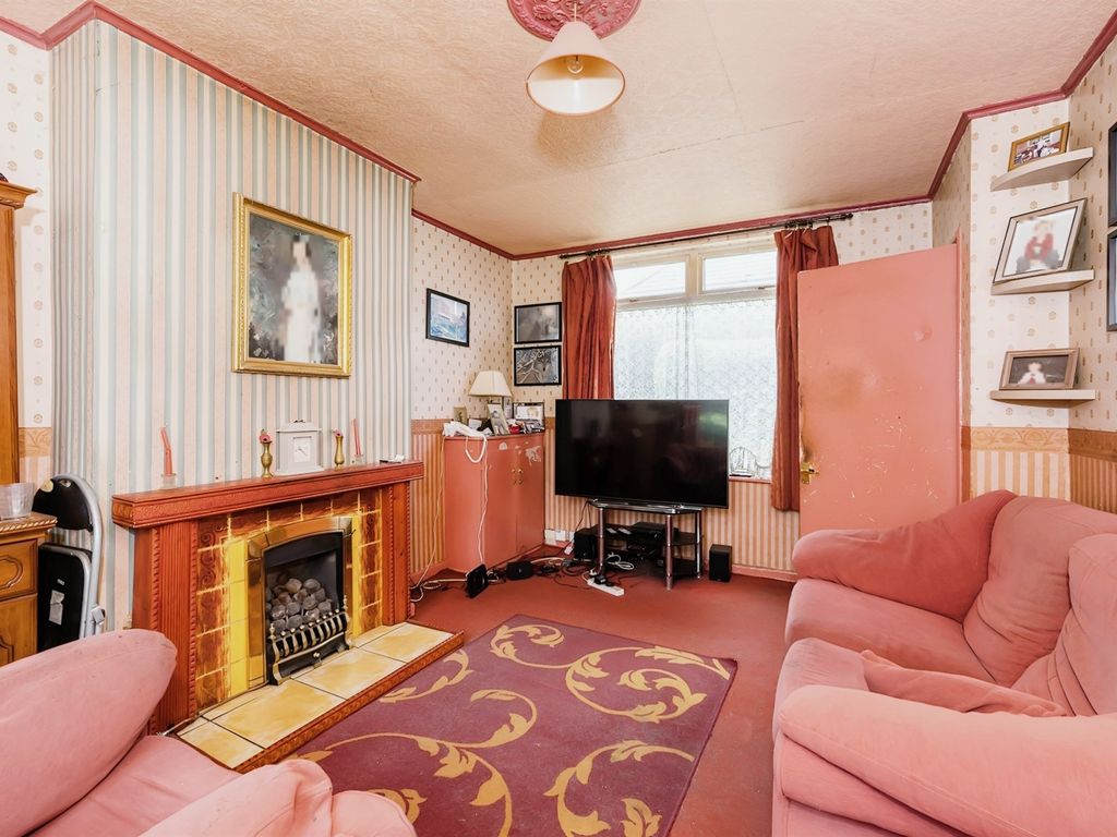 3 bed terraced house for sale in Ryland Road, Kingsley, Northampton NN2, £210,000