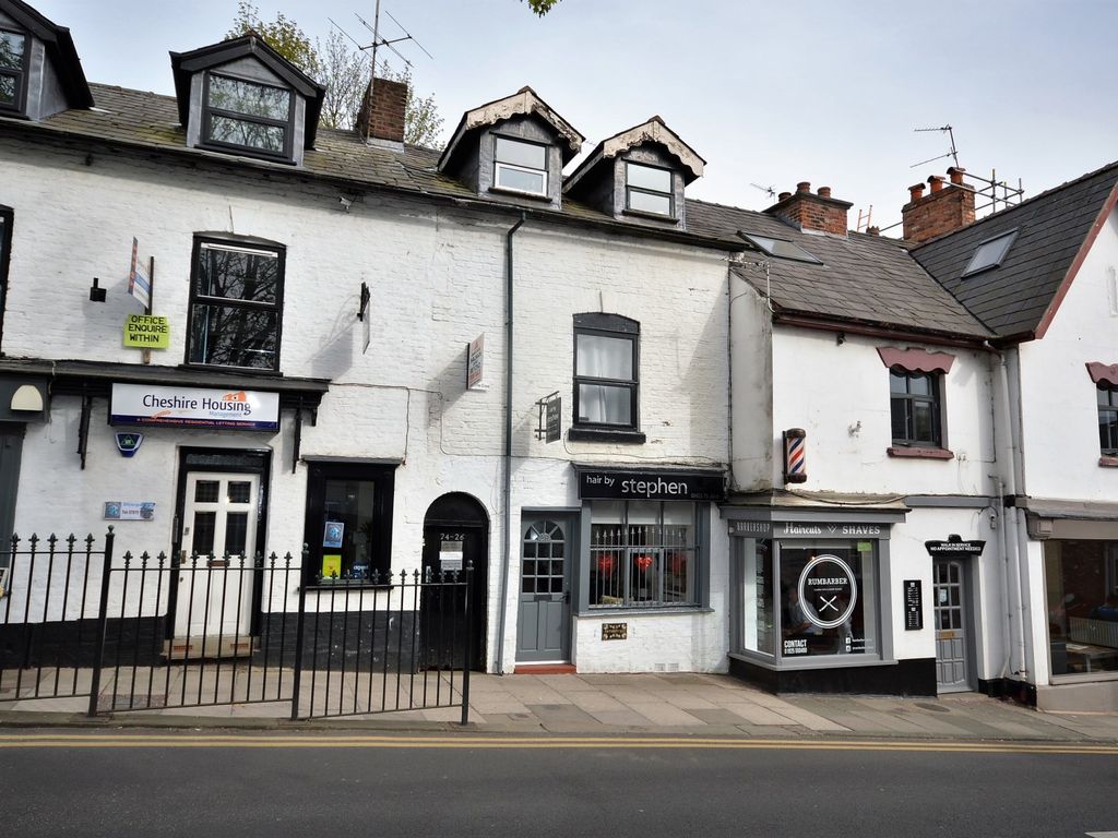 2 bed flat for sale in The Cross, Lymm WA13, £299,950