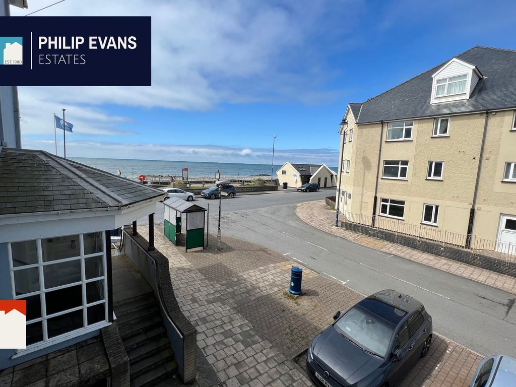 1 bed flat for sale in Grand Hotel Apartments, Borth SY24, £95,000