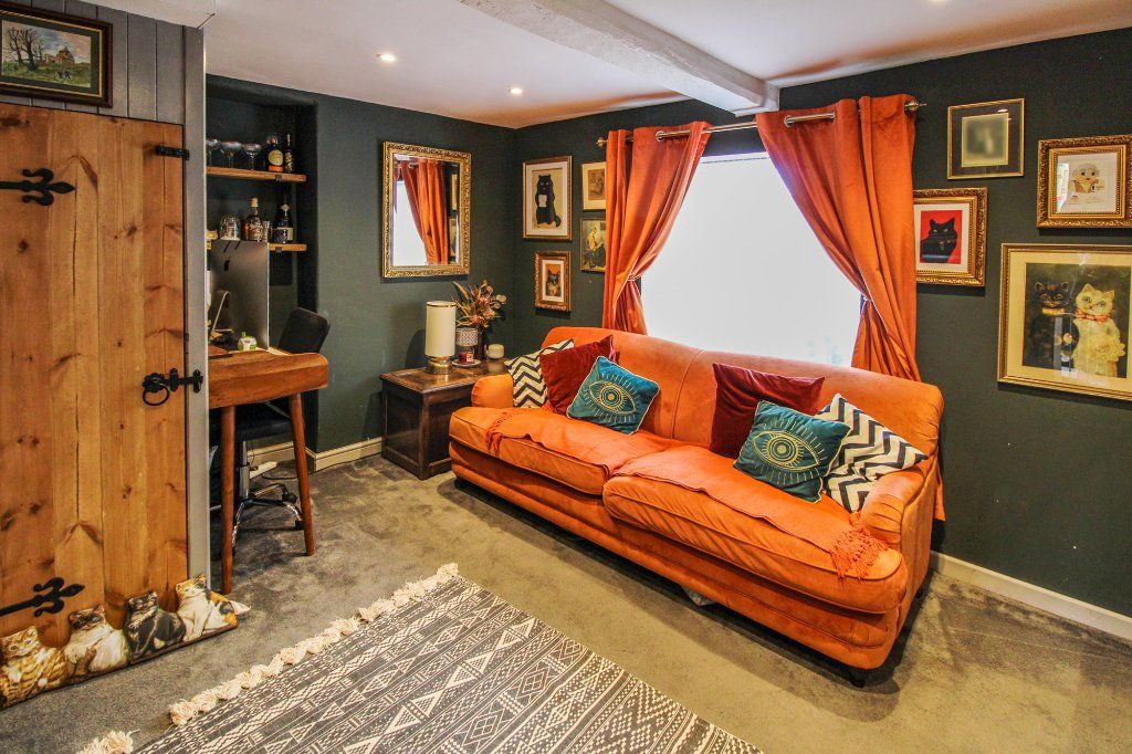3 bed terraced house for sale in Briggate, Knaresborough HG5, £250,000