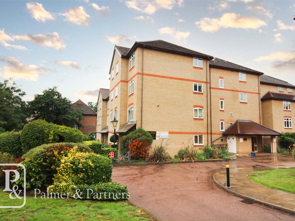 1 bed flat for sale in The Dell, Colchester, Essex CO1, £80,000