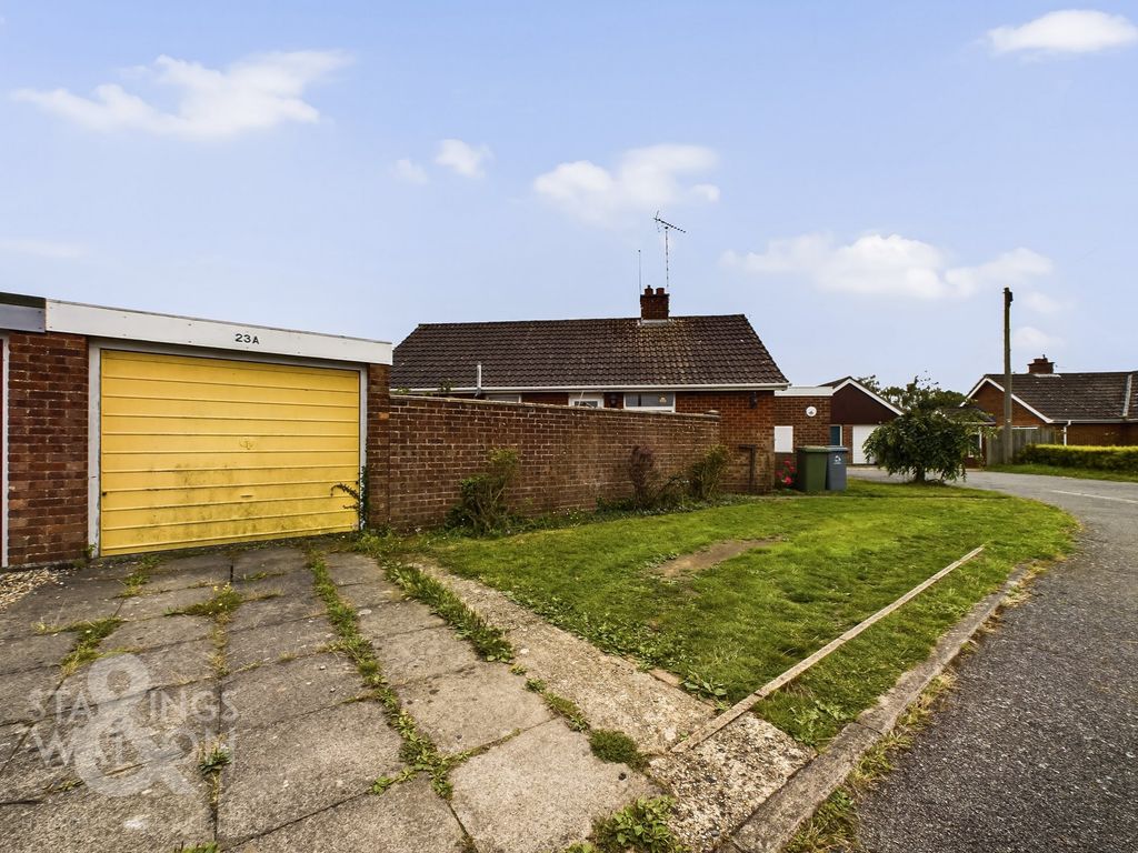 2 bed semi-detached bungalow for sale in Clarkson Road, Lingwood, Norwich NR13, £215,000