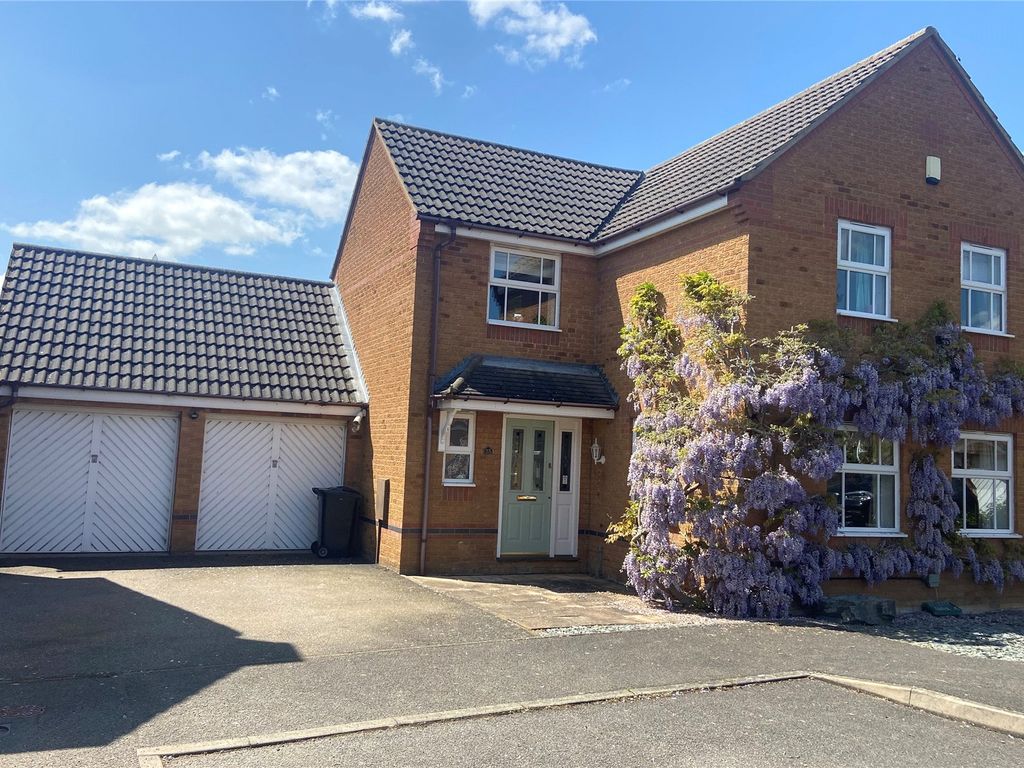4 bed detached house for sale in Churchfields Road, Folkingham, Sleaford NG34, £300,000