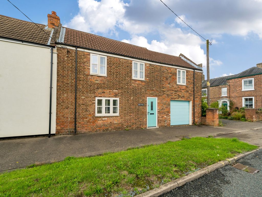 3 bed semi-detached house for sale in Old Main Road, Fleet Hargate, Holbeach PE12, £270,000