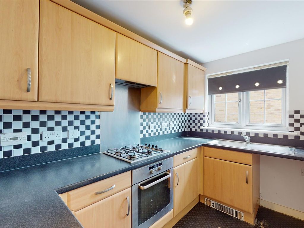 2 bed end terrace house for sale in Schooner Close, Duffryn, Newport NP10, £200,000