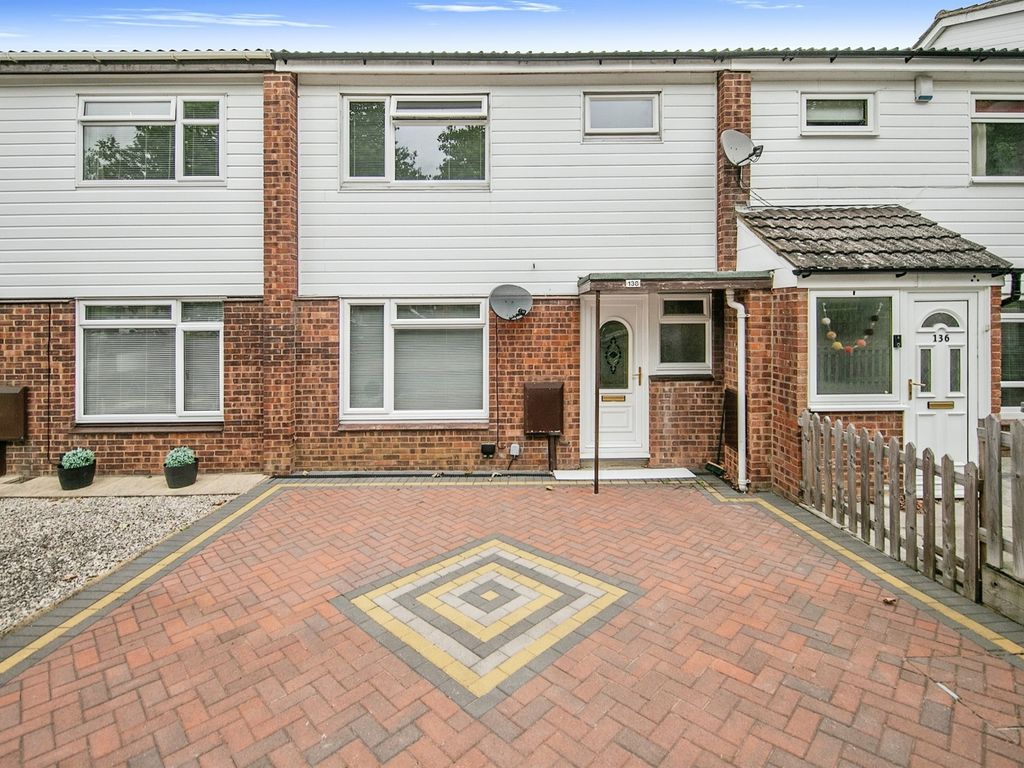 3 bed terraced house for sale in Chesterton Close, Ipswich IP2, £200,000