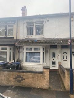 4 bed terraced house for sale in Sandbourne Road, Birmingham B8, £249,999