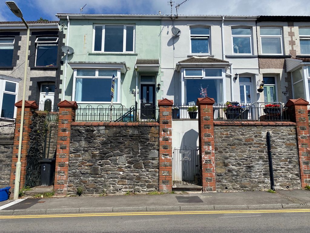 3 bed terraced house for sale in Brynteg, Treharris CF46, £110,000