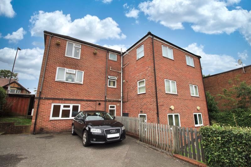 2 bed maisonette for sale in 229, Bitterne Road West, Southampton SO18, £160,000