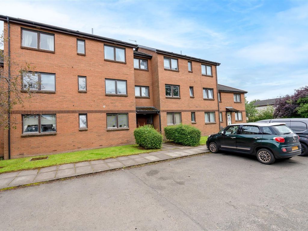 2 bed flat for sale in Whittagreen Court, Newarthill, Motherwell ML1, £69,995