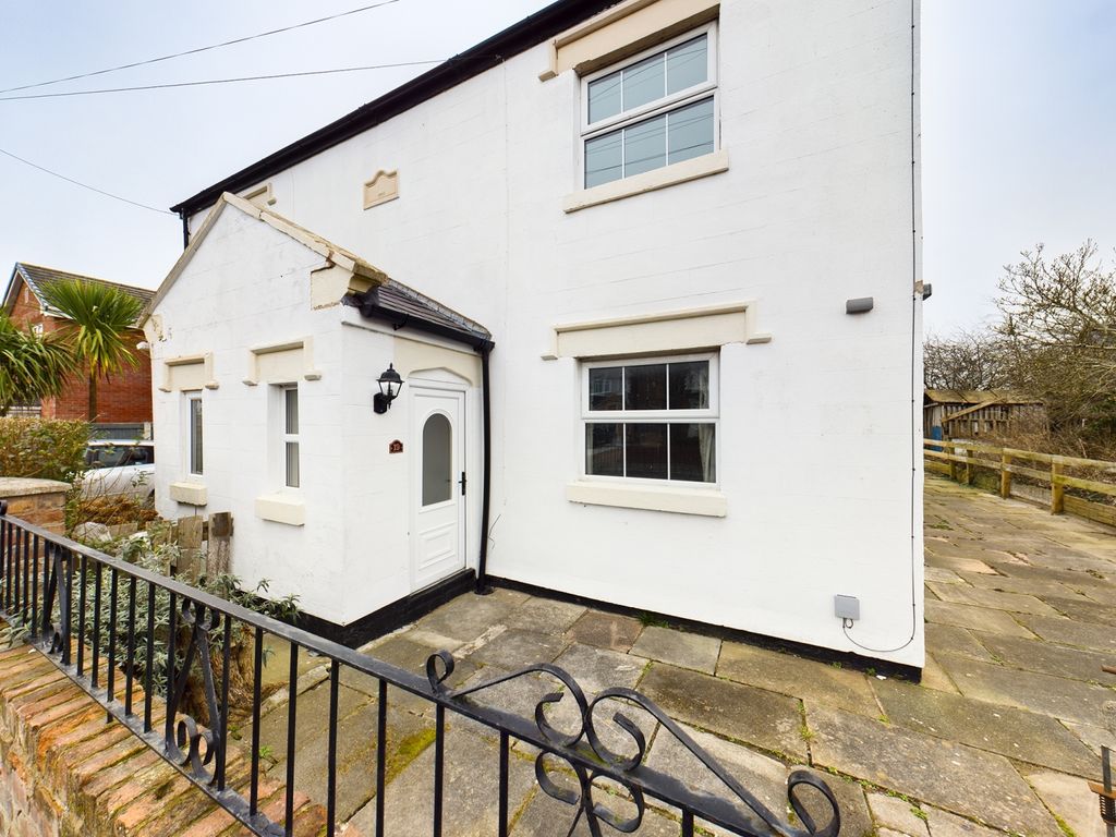 3 bed semi-detached house for sale in Chapel Lane, Burscough, Ormskirk L40, £280,000