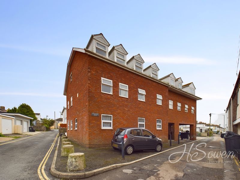 1 bed flat for sale in Fortune Way, Torquay TQ1, £90,000