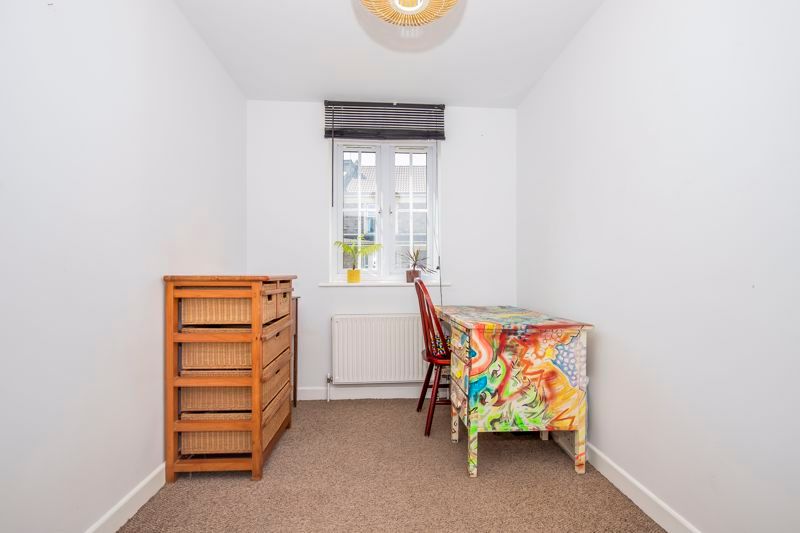 2 bed flat for sale in Avon Park, Redfield, Bristol BS5, £219,950
