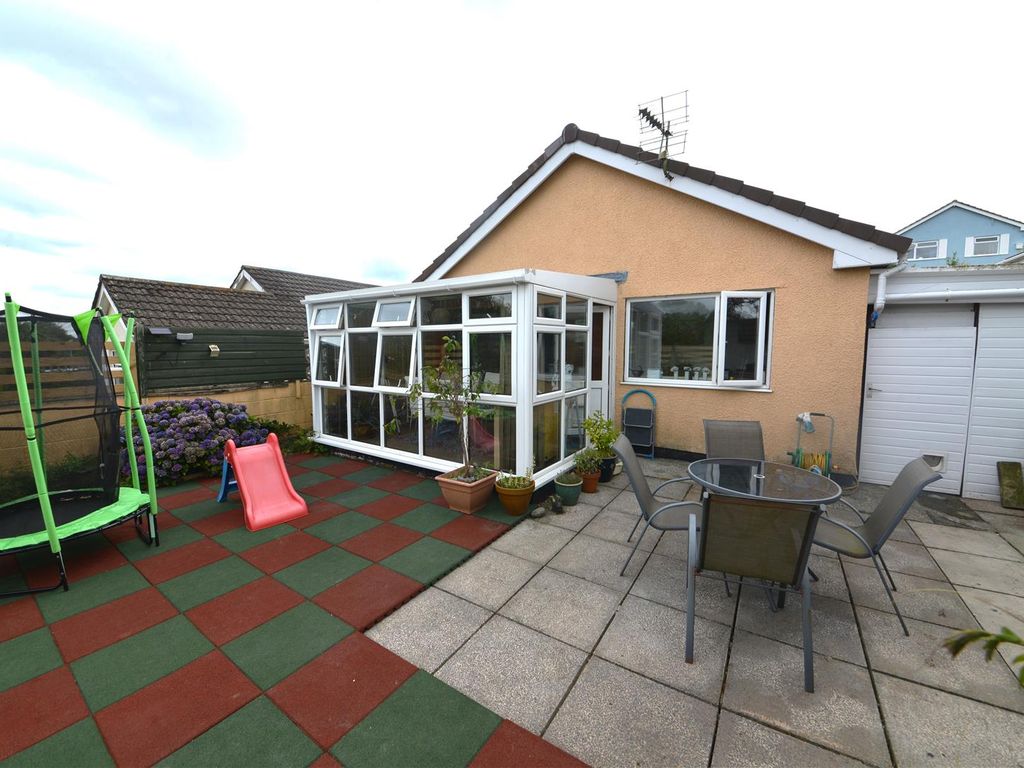 2 bed detached bungalow for sale in Hill Rise, Kilgetty SA68, £184,950