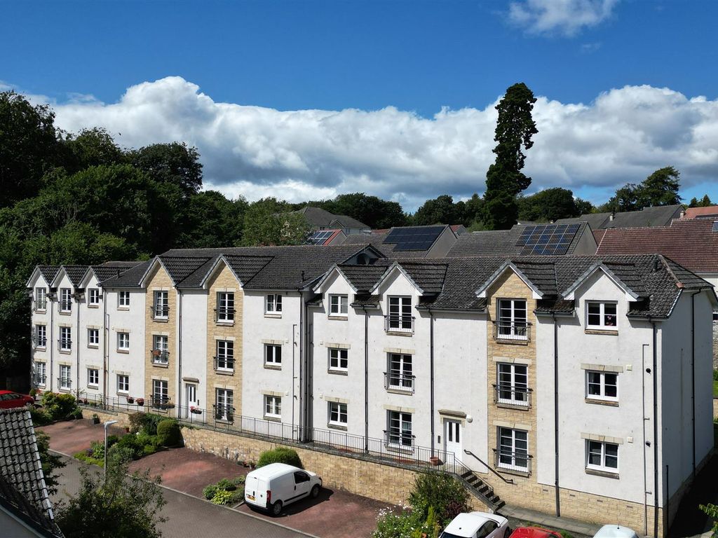 2 bed flat for sale in Cleeve Park, Perth PH1, £179,950
