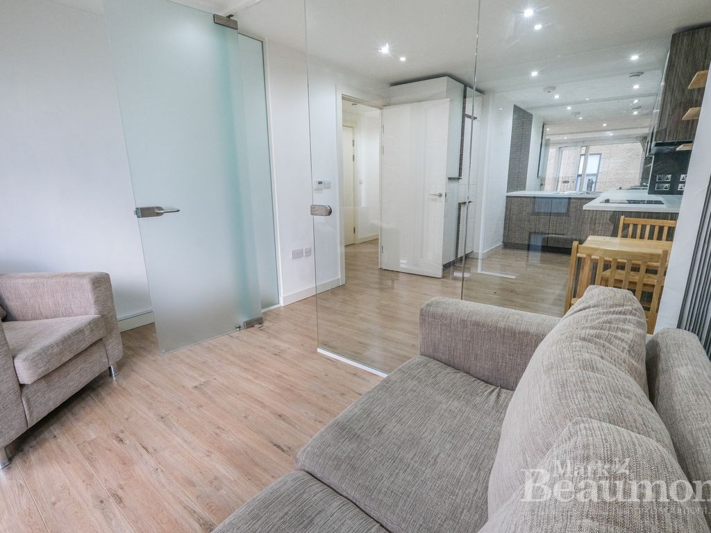 1 bed flat for sale in Augustine House, 72-78 Conington Road, London SE13, £265,000