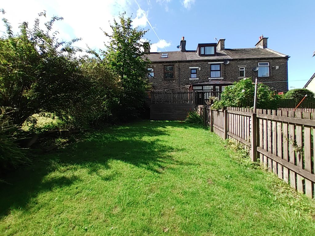3 bed terraced house for sale in Clayton Lane, Clayton, Bradford BD14, £159,950