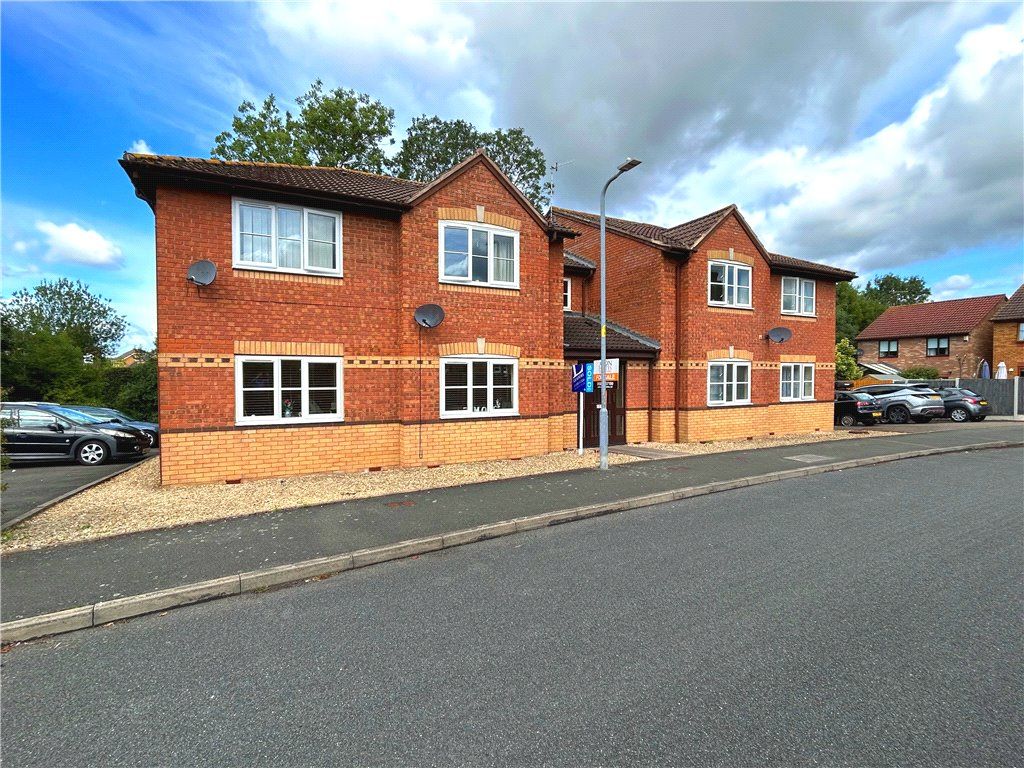 1 bed flat for sale in St. Patricks Close, Evesham, Worcestershire WR11, £100,000