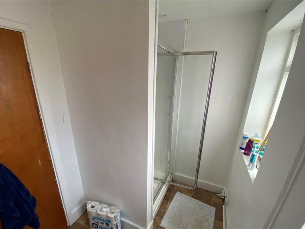 1 bed property for sale in 106 Chilwell Road, Beeston NG9, £175,000
