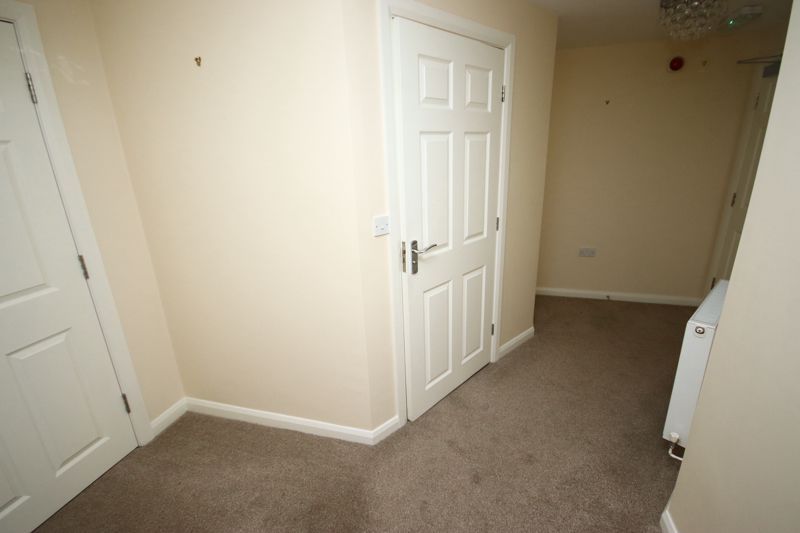 2 bed flat for sale in Bridge Street, Llanrwst LL26, £220,000