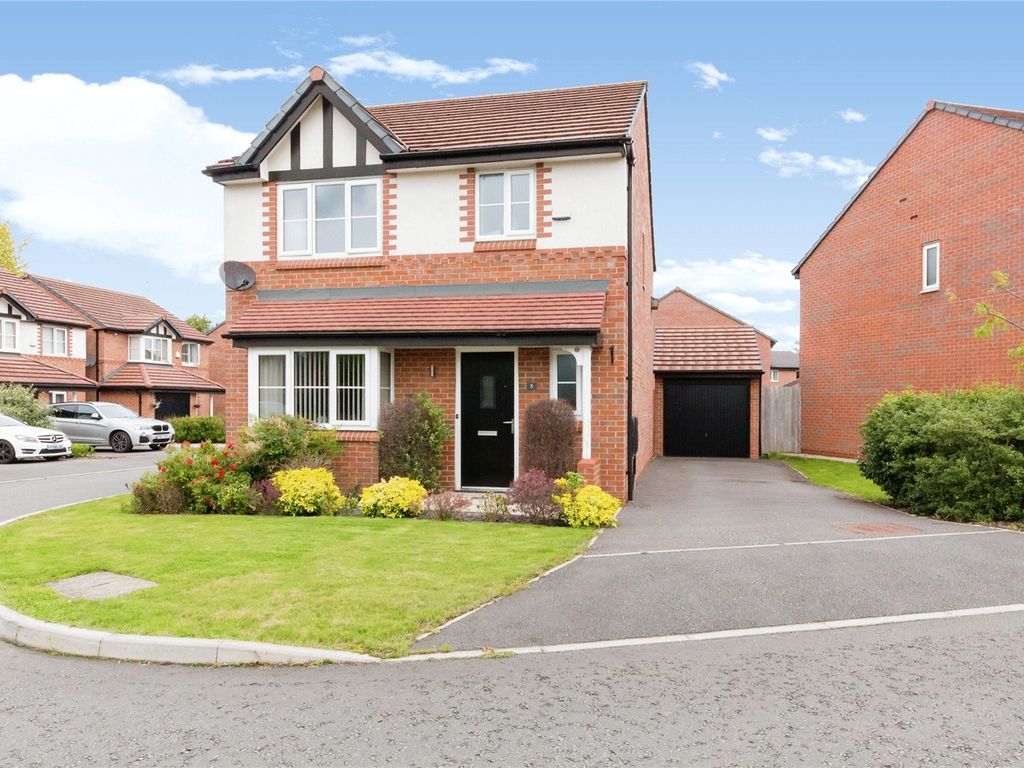 3 bed detached house for sale in Sandbrook Close, Shavington, Crewe, Cheshire CW2, £299,950
