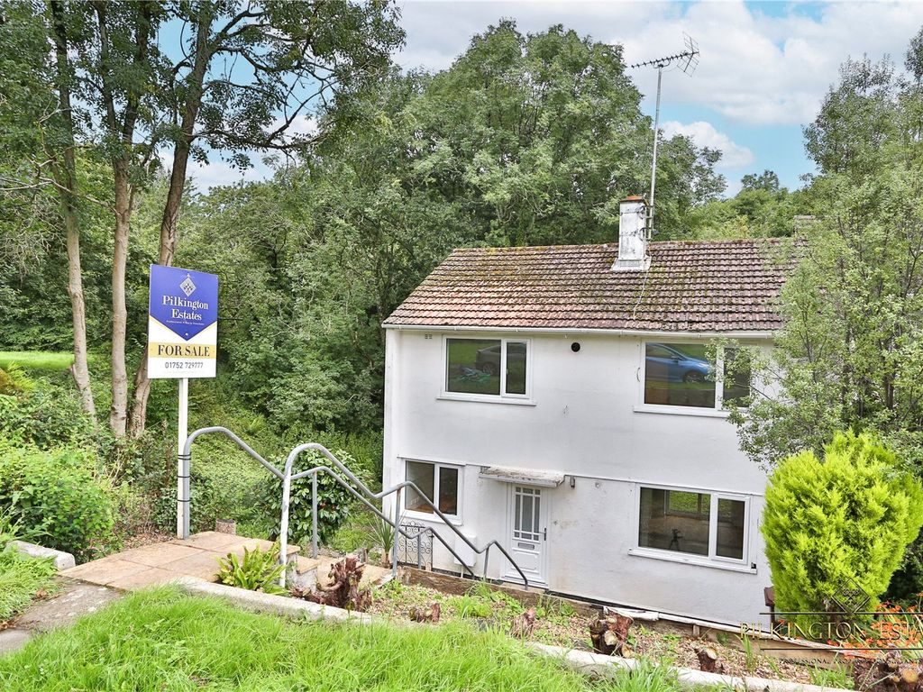 3 bed end terrace house for sale in St. Pancras Avenue, Plymouth, Devon PL2, £220,000