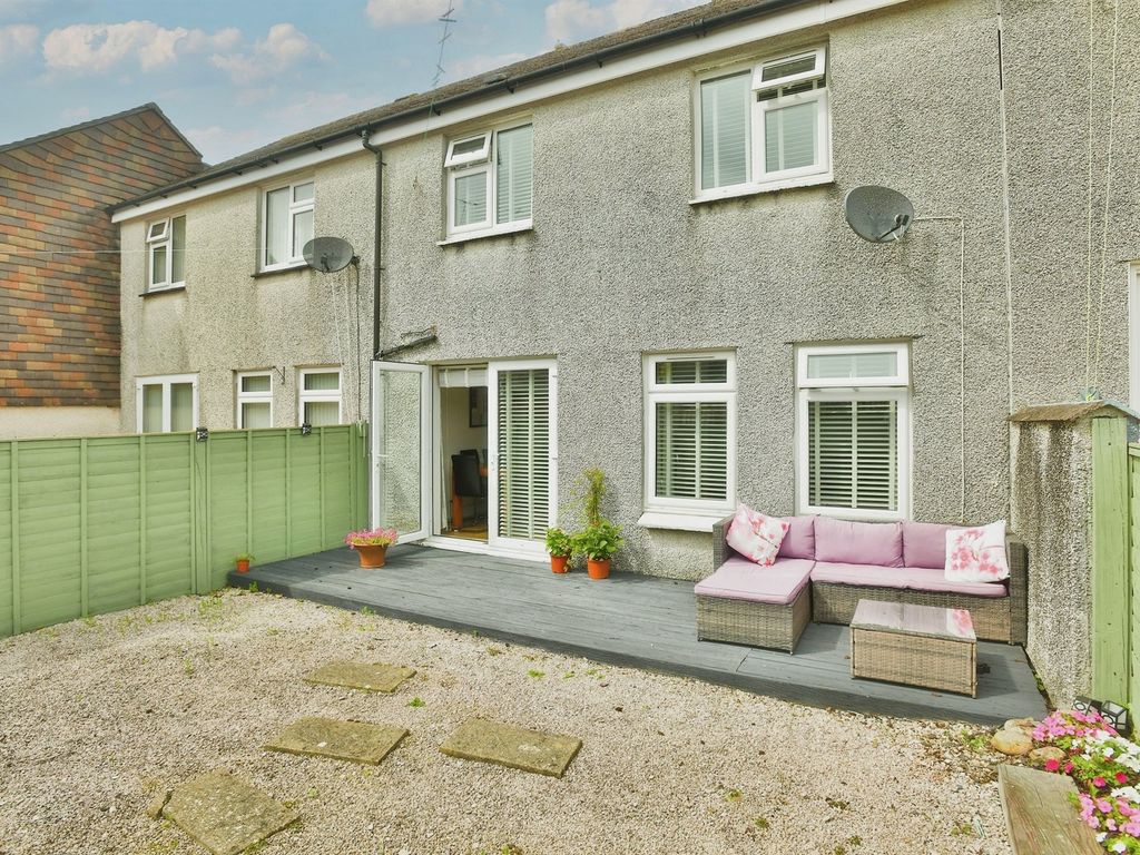 3 bed terraced house for sale in Catterick Close, Plymouth PL5, £180,000