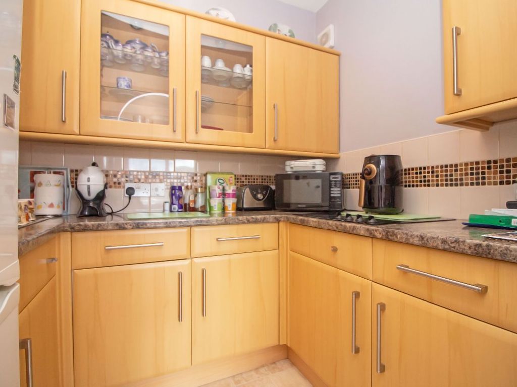 1 bed flat for sale in Homewater House, Hulbert Road, Waterlooville PO7, £84,995