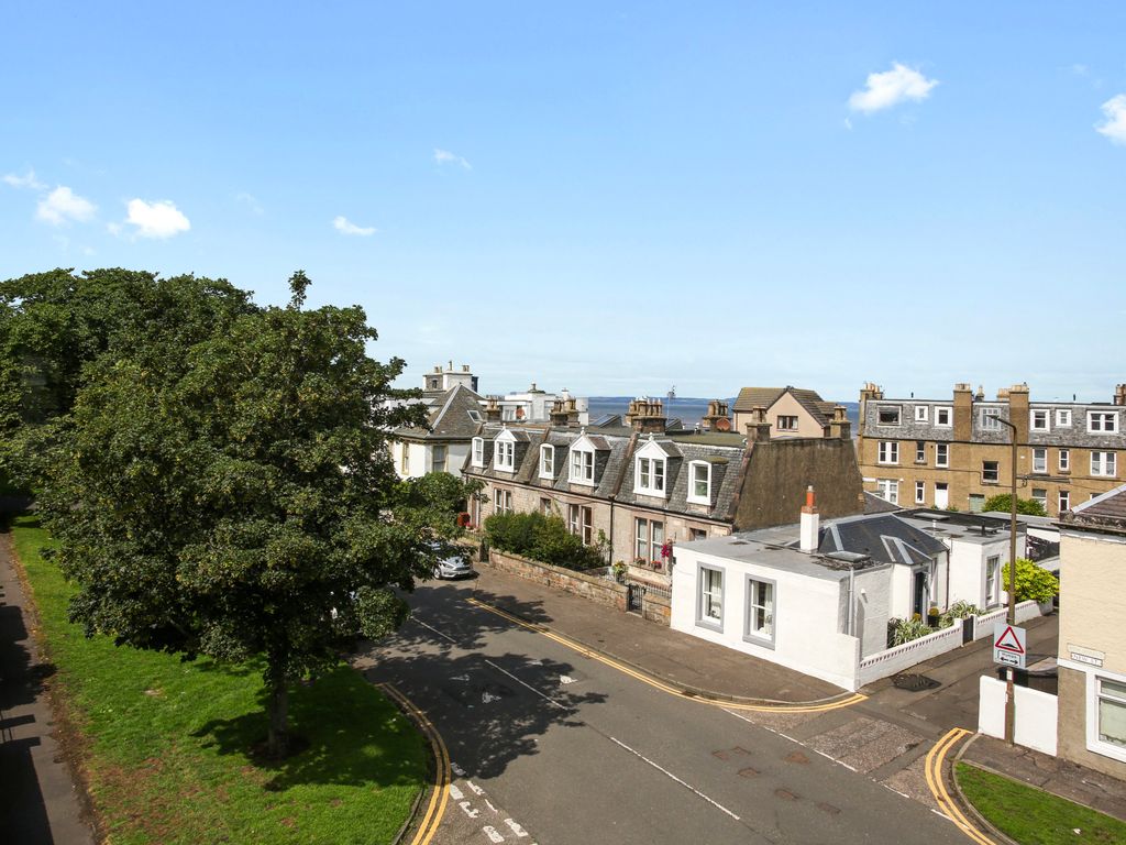 1 bed flat for sale in 190G, New Street, Musselburgh, East Lothian EH21, £135,000