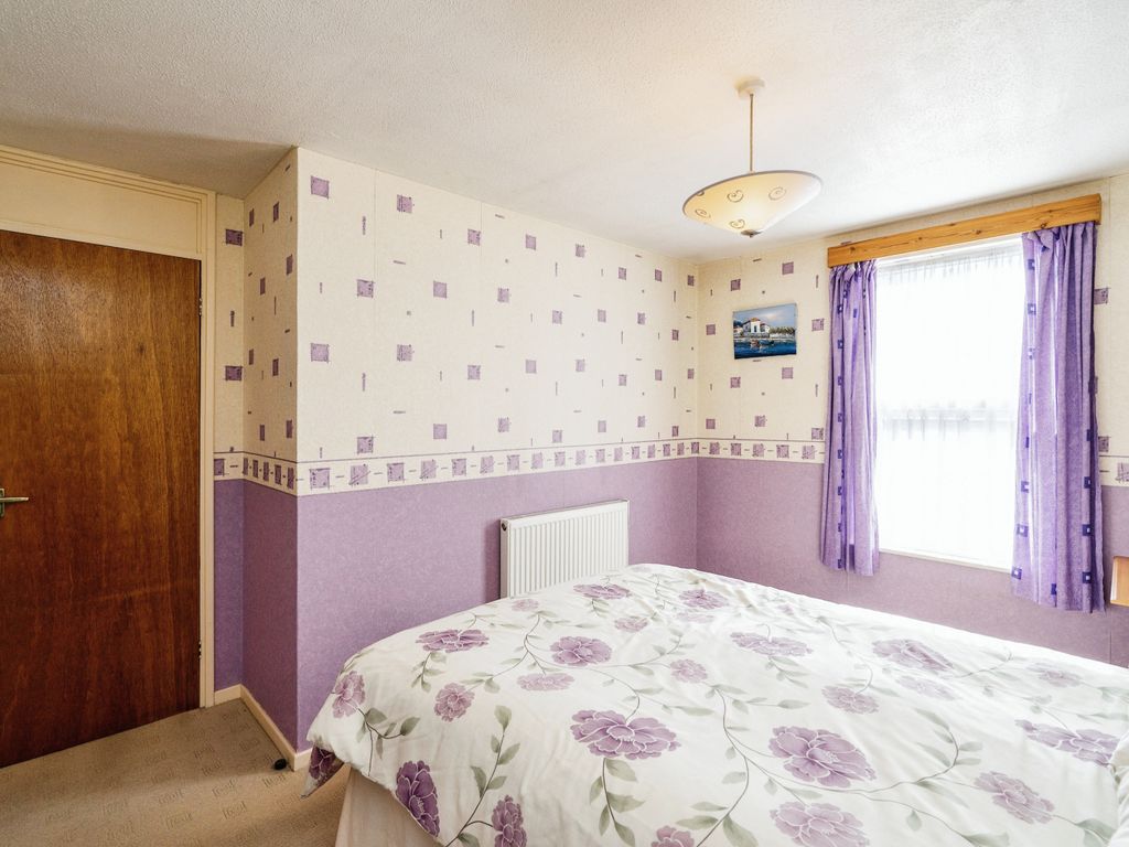 3 bed terraced house for sale in Fern Close, Birchwood, Warrington, Cheshire WA3, £160,000