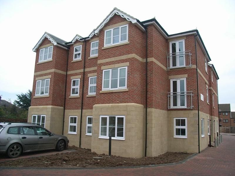 2 bed flat for sale in Marton Road, Middlesbrough, North Yorkshire TS4, £65,000