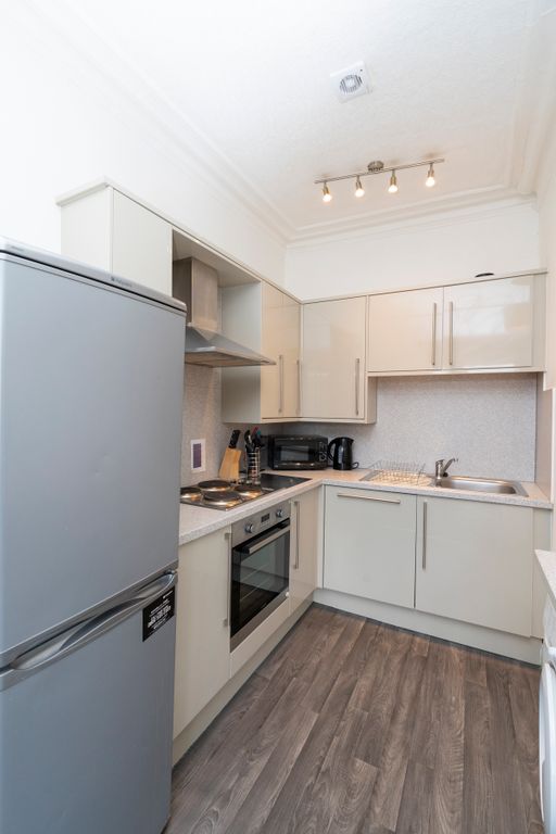 3 bed flat for sale in Whitehall Street, Dundee DD1, £160,000