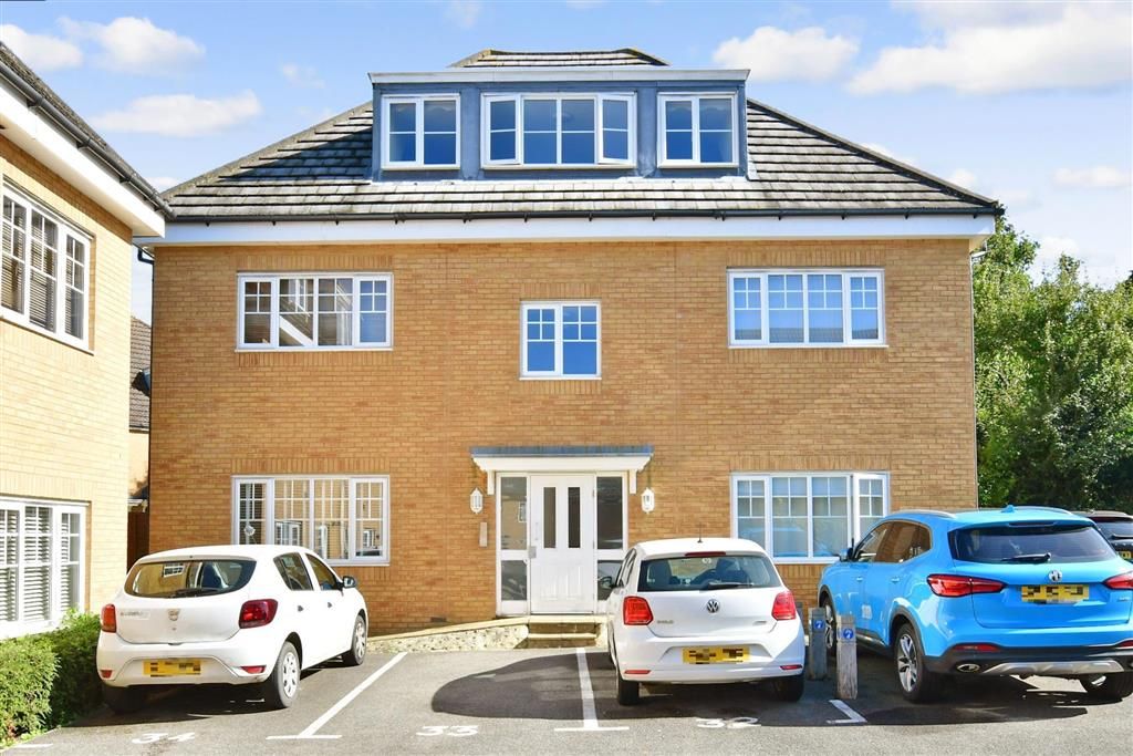 1 bed flat for sale in Roman Way, Boughton Monchelsea, Maidstone, Kent ME17, £165,000