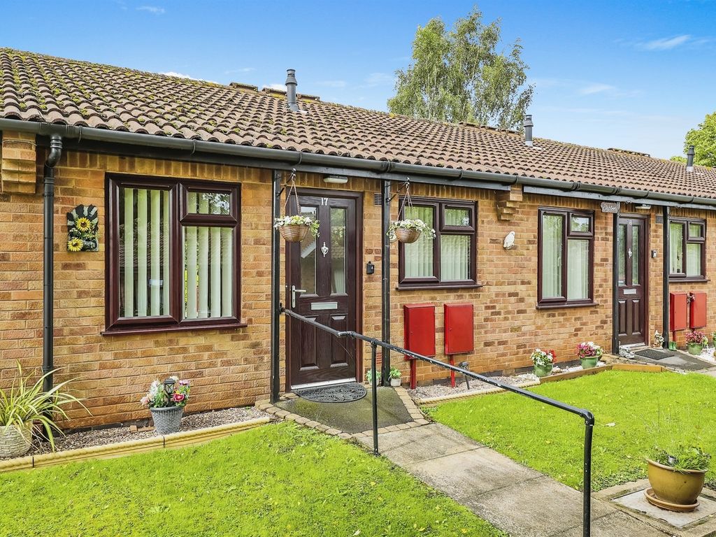 2 bed terraced bungalow for sale in Honeysuckle Close, Strelley, Nottingham NG8, £125,000