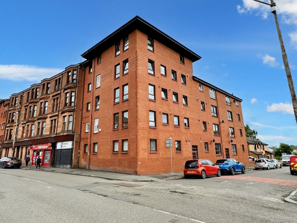 1 bed flat for sale in Culrain Street, Glasgow G32, £64,995