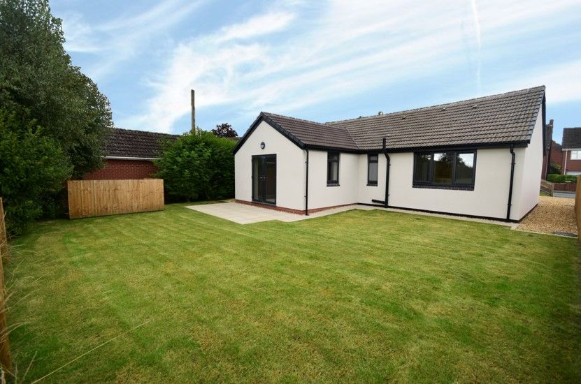 2 bed detached bungalow for sale in School Lane, Lower Heath, Prees, Whitchurch SY13, £330,000