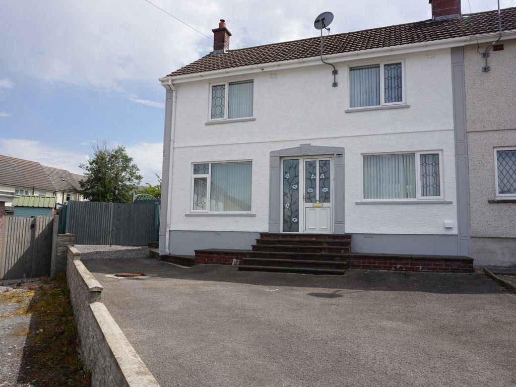 3 bed semi-detached house for sale in Rhosnewydd, Tumble, Llanelli SA14, £178,950