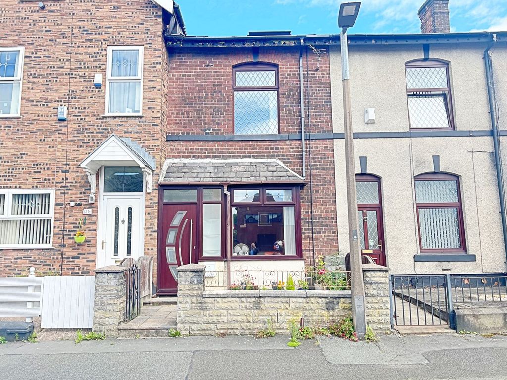 3 bed terraced house for sale in Brierley Street, Bury BL9, £200,000